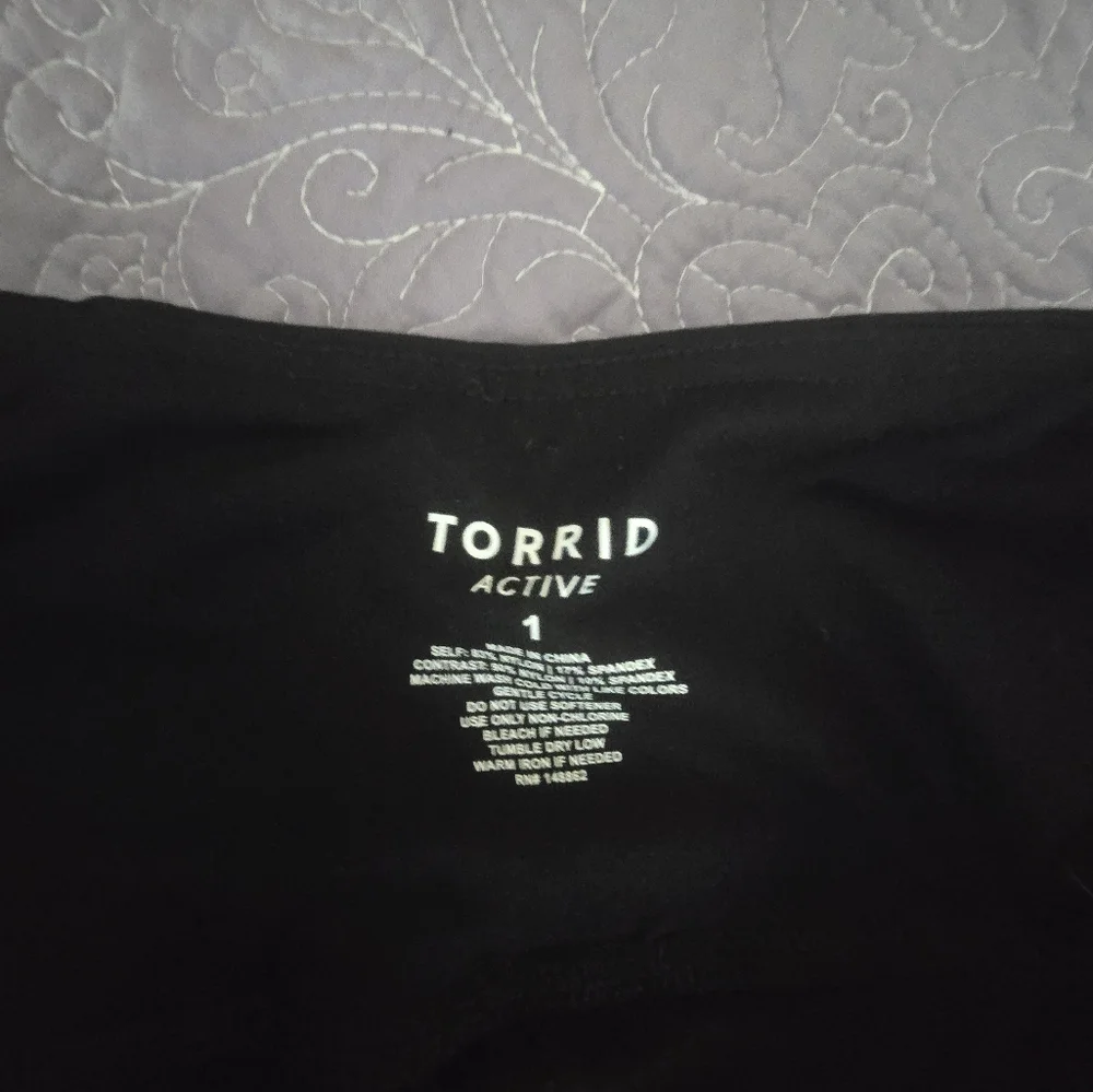 Torrid Lot - Picture 4 of 13